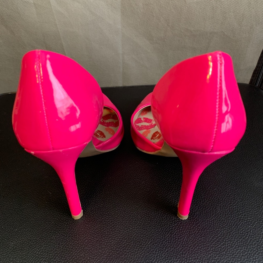 Juicy Couture Hot Pink Heels - Picture 3 of 4